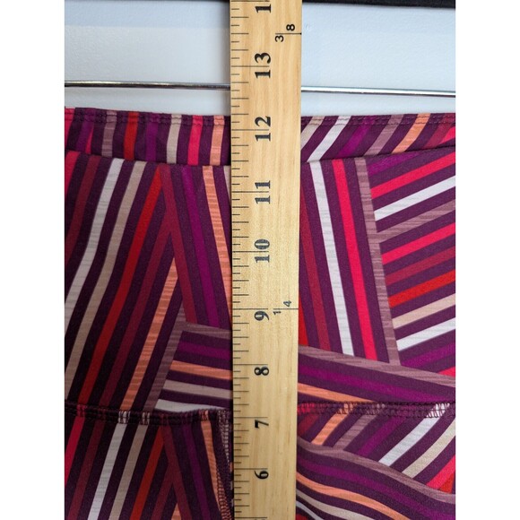 Old Navy Women's Active Leggings Go Dry Size XXL Pink Geometric Stripe Stretch - Picture 6 of 7